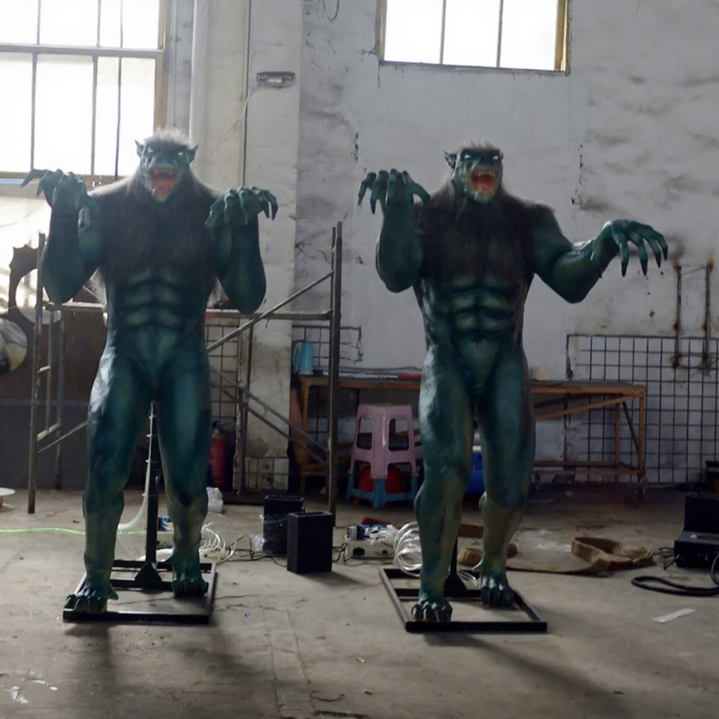 

ATV&UTVHalloween decoration animatronic Werewolf model for haunted house