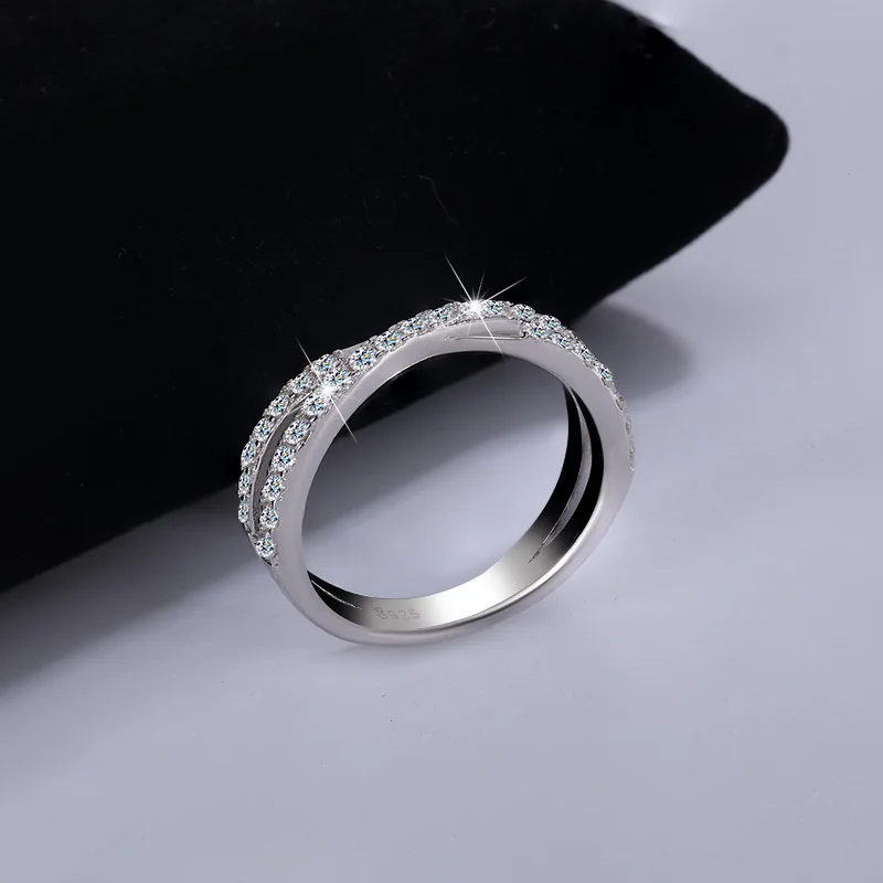 

Высококачественное серебряное кольцо со скрещенными крестами, двухслойное кольцо с муассанитом, простой и элегантный аксессуар для колец