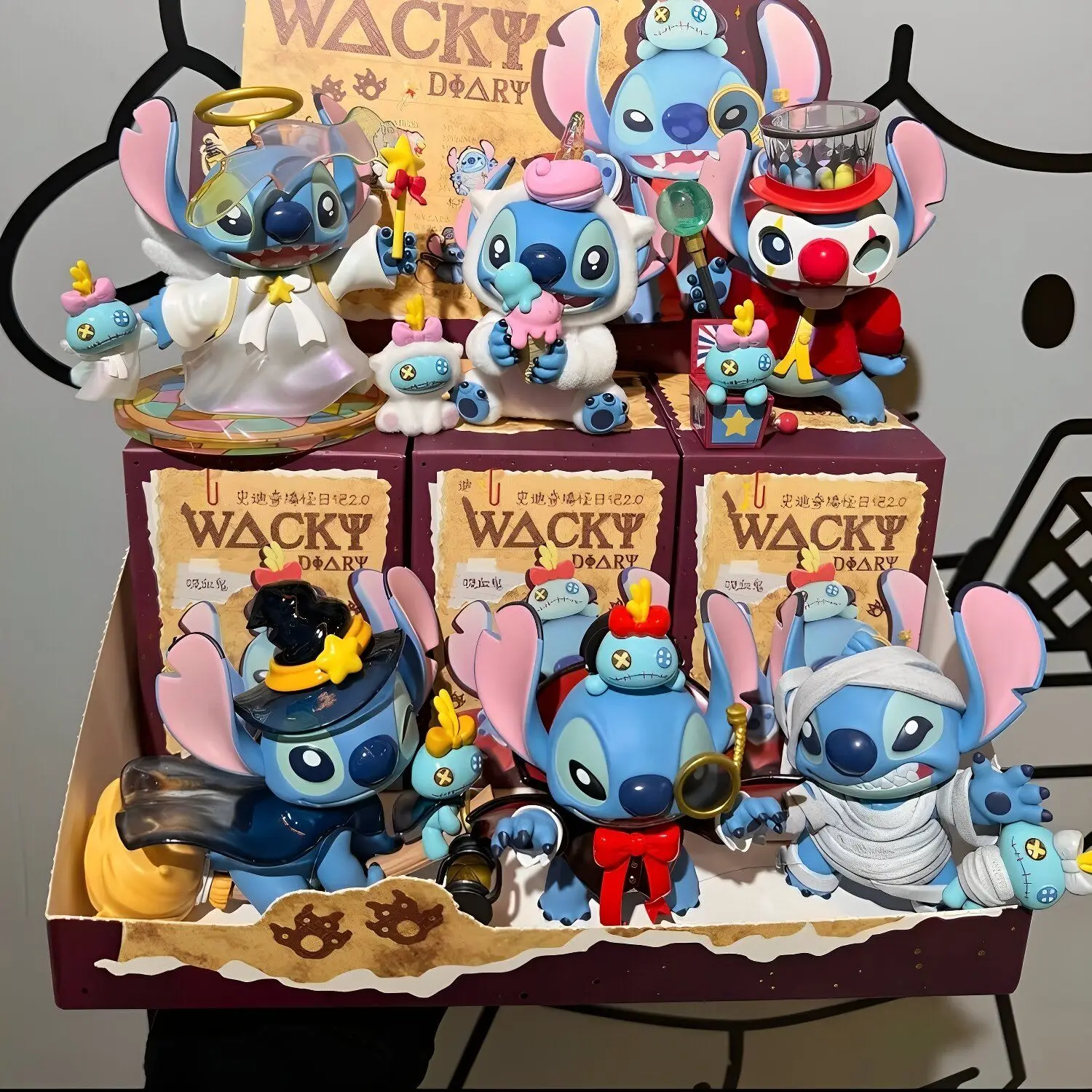 Disney Stitch Abominación diario extraño Jumba Jookiba figuras de Anime muñeca bonita creativa estatua modelo caja ciega misteriosa juguete Navidad Gif