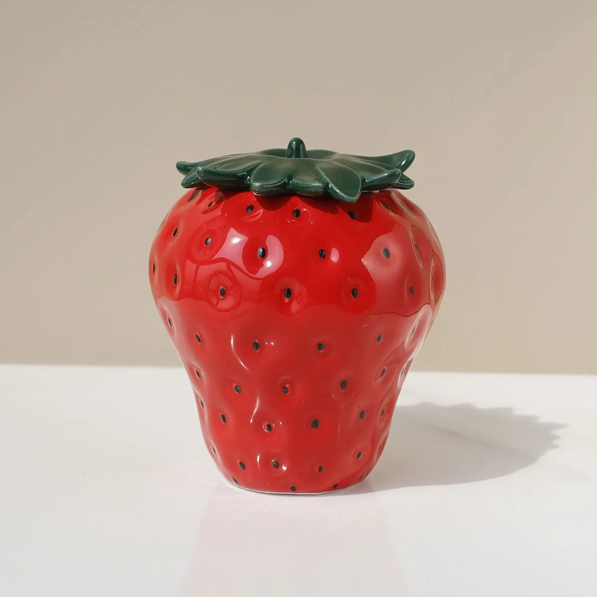 

Storage Containers Strawberry Creative Ceramic Chinese Tea Storage Sealed Moisture Proof Box