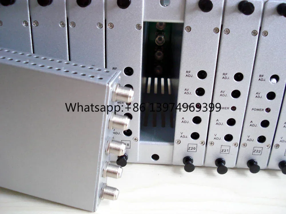 24 in 1  CATV  Analog TV Modulator 16 in 1 Agile Fixed  Modulator CATV Analog  PAL NTSC Analog Modulator 24ch factory
