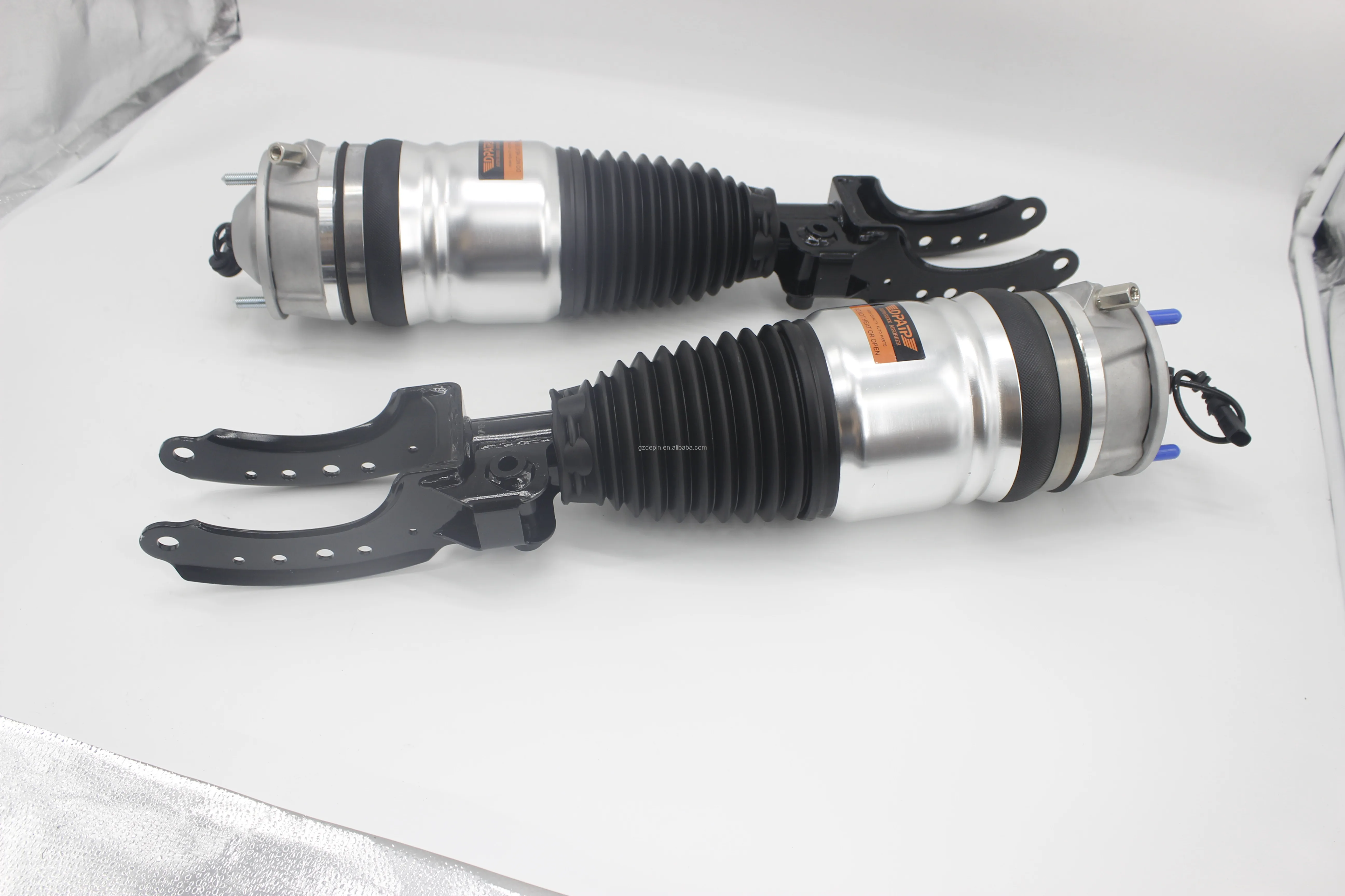 كويلوفر تعليق ممتص الصدمات الهوائي 7P6616039 7P6616040 95835809321 95835809421 لبورشه كايينفو lkswagen طوارق 7P 958 #2