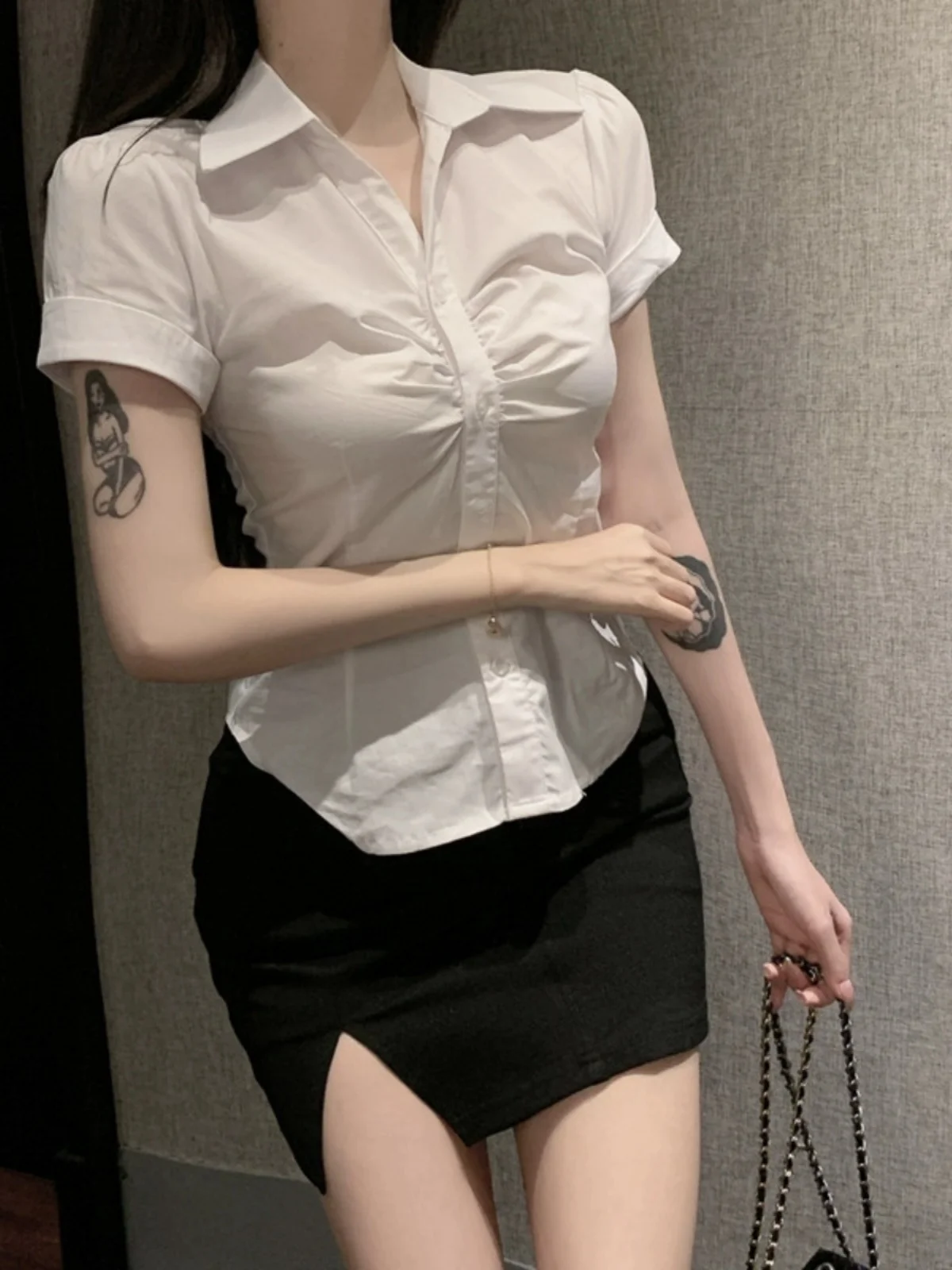 Efekt wyszczuplający Biały lub Sve Jk irt dla kobiet Sli School orm Sle Wszechstronny top Nowy letni trend w modzie