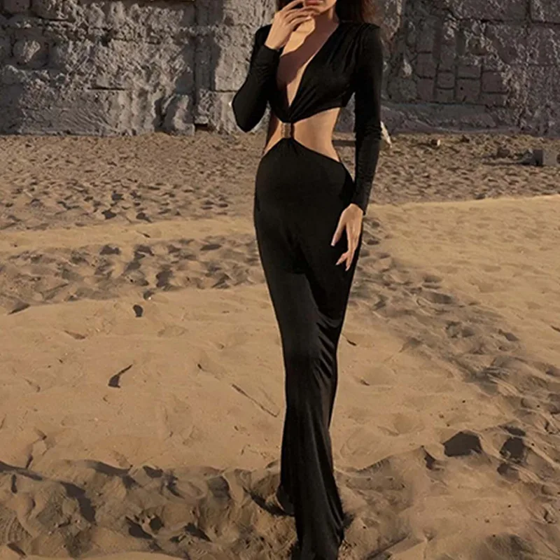 ヨーロッパとアメリカからの女性向け、新しいエレガントな深いVネック、ファッショナブルでセクシーなカットアウトフィットの長袖ドレス