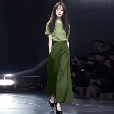 

New Fashion Summer Women's Two Piece Set O-neck Short Sleeve Solid Color T-shirt Top + Wide Leg Pants Casual Loose Tracksuit