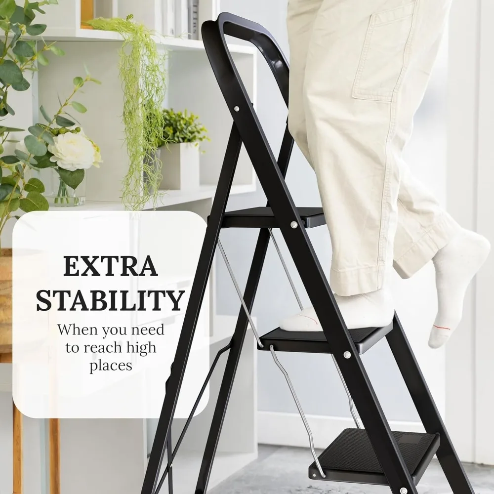 부드러운 그립 핸들이 있는 강철 접이식 3단 스툴 사다리 성인용 330파운드 블랙