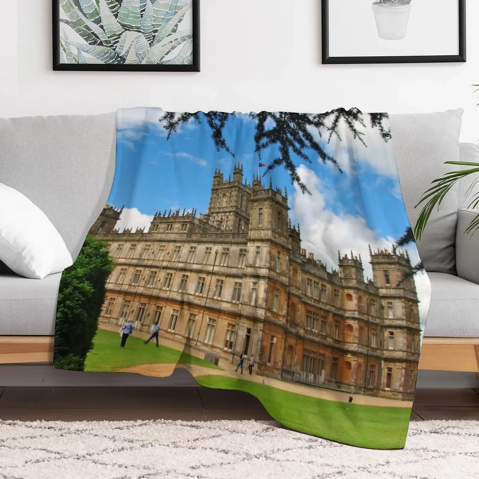 Highclere Castle Downton Abbey England UK Throw Blanket Camping Travel manga Flannels Blankets