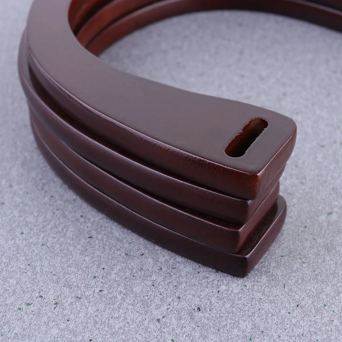 

4Pcs Wood U Type Handle for Bag Handbag Handle Brown Natural Finish Strong Safe Comfort Grip Large Capacity Simple Design