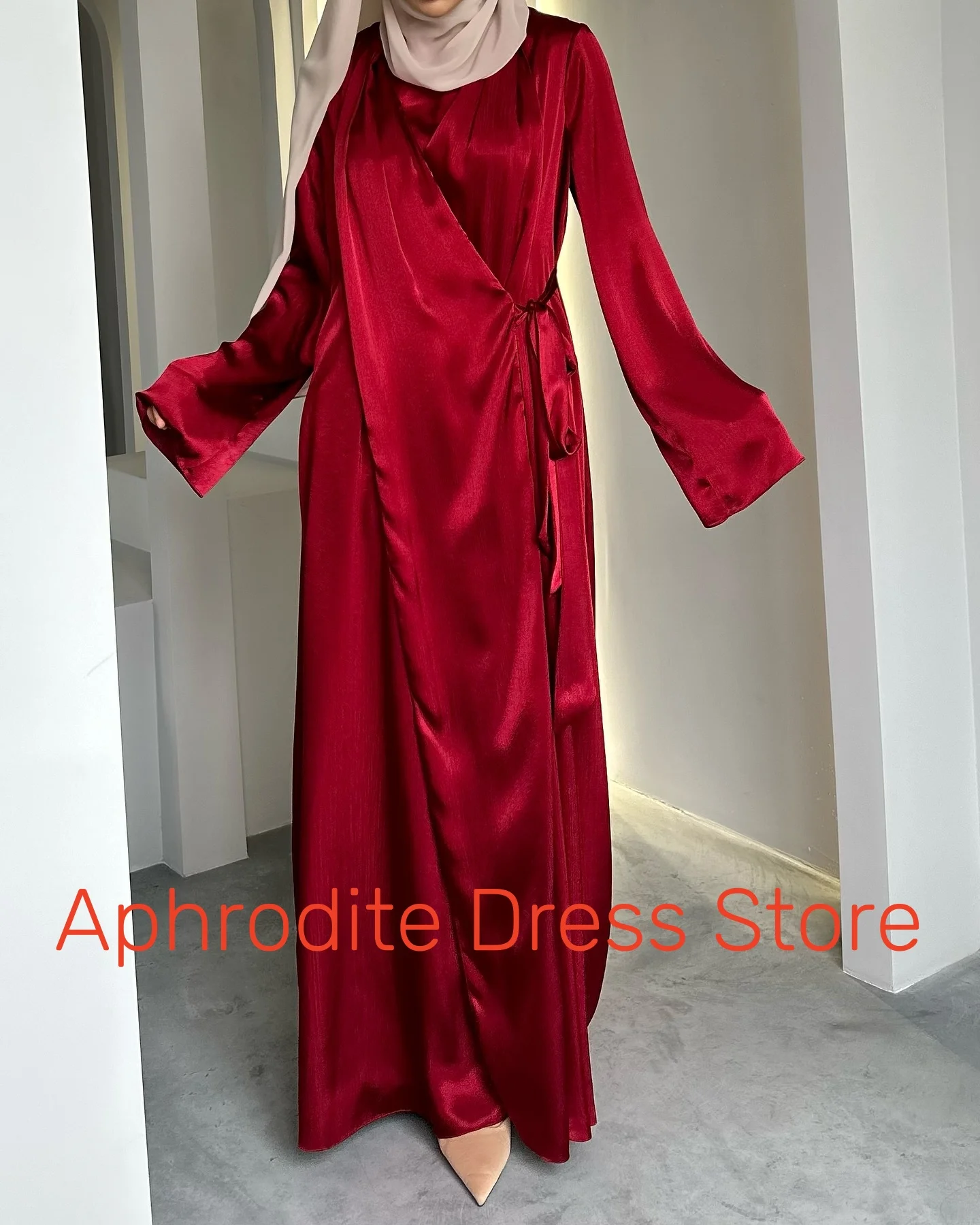 Abiti da sera in raso personalizzati di alta qualità Abito da cocktail formale con maniche lunghe girocollo Occasio speciale su misura