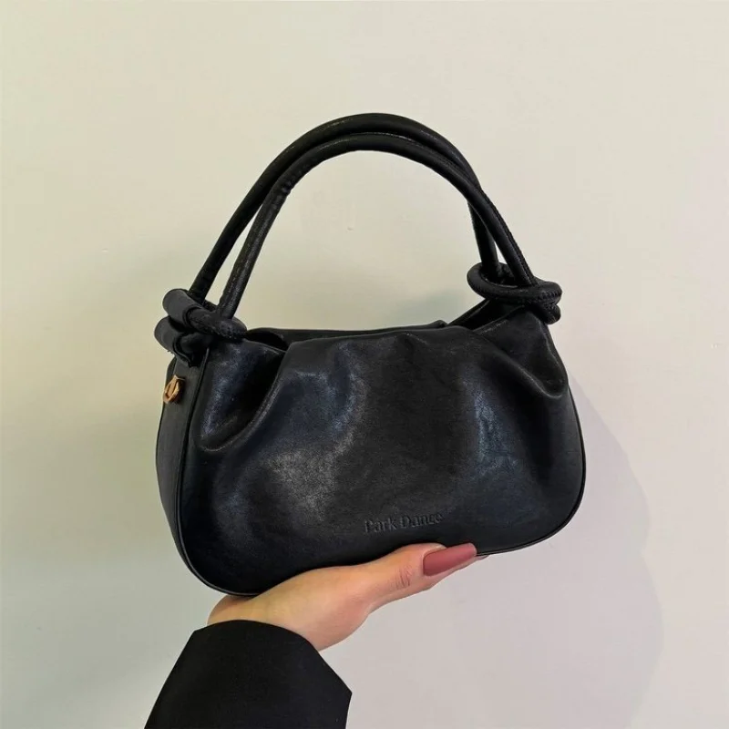 

High-End Ladies Tote Bag Made Of Premium Leather Featuring Trendy Commuter Design And Classic Paris Look​