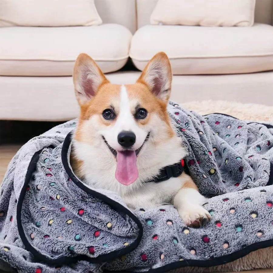 Coral Fleece Flannel Pet Blanket Double-Sided Soft Dot Pattern Throw for Dogs Cats Puppy Kitten for Pet Beds Kennels Crate Car view 6