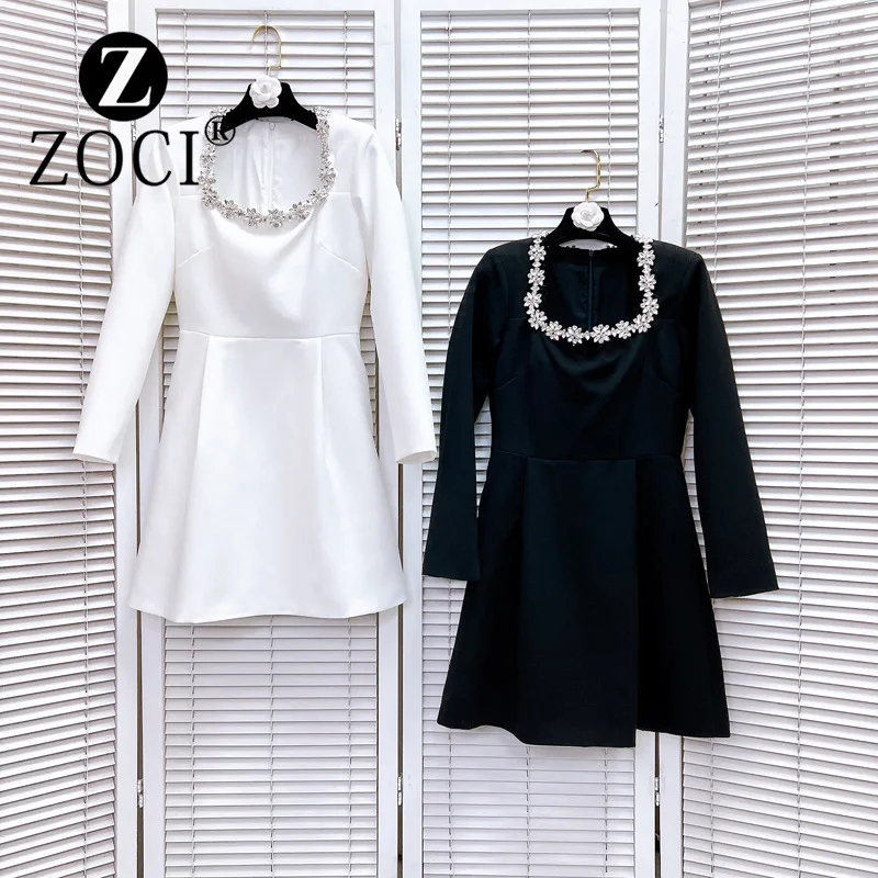 [ZOCI] High-end Women's French Square Collar Diamond Inlay Design, Waist Cinching Short Skirt, Long Sleeved