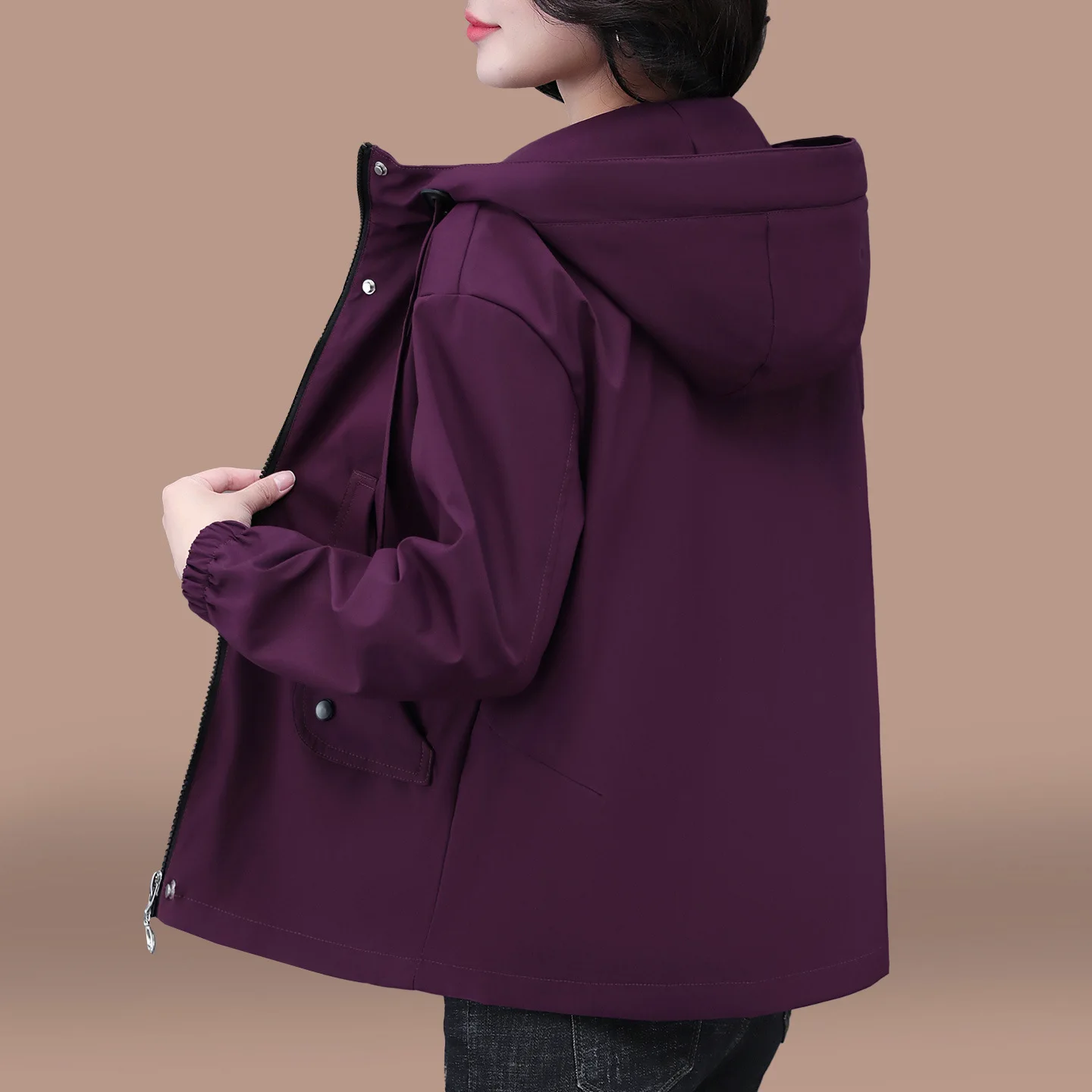 Trench corto da donna Giacca primavera autunno 2025 Nuova giacca corta con cappuccio allentata Top casual femminile Cappotto basic Casaco Feminino