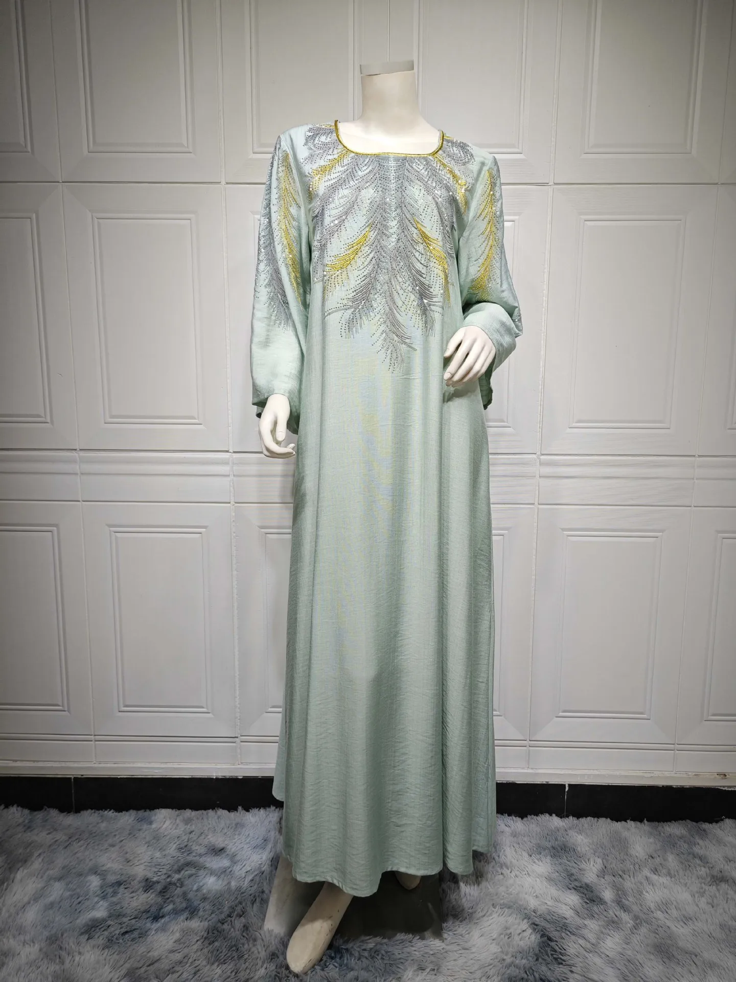 Vestido feminino de manga comprida com gola redonda e borla, muçulmano, moda árabe, flor bordada, glitter, abaya casual, marroquino, dubai