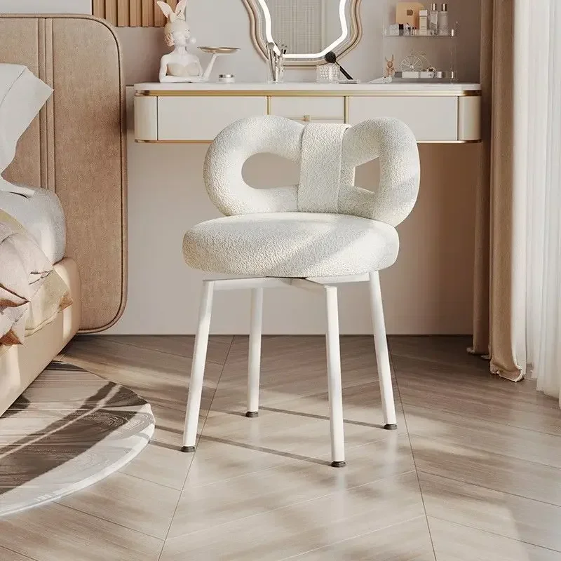 White Women Chair Makeup Stool Gray High Cute Lazy Living Room Vanity Chair Modern Bedroom Tabouret Coiffeuse Nordic Furniture