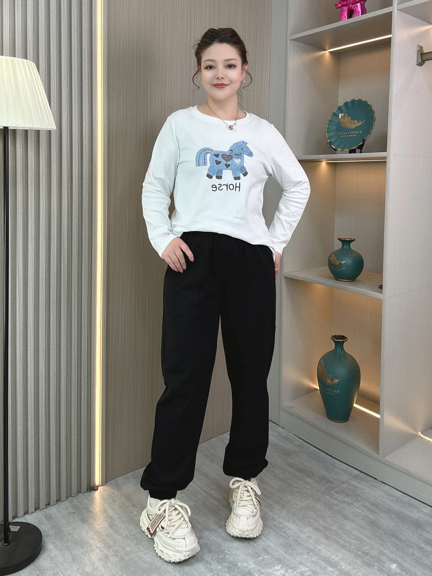 

Свободные женские повседневные рабочие брюки с высокой талией на резинке, весенняя новинка, большие размеры, утягивающие, комфортные, из хлопка