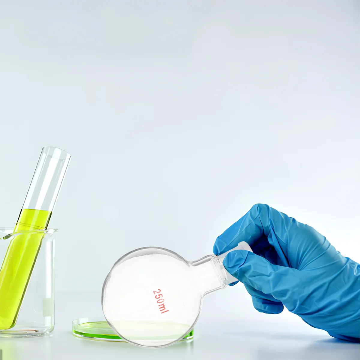 

1Pcs Single Neck Round Bottom Boiling Flask 250Ml Borosilicate Glass Organic Chemistry Distillation Reaction Laboratory