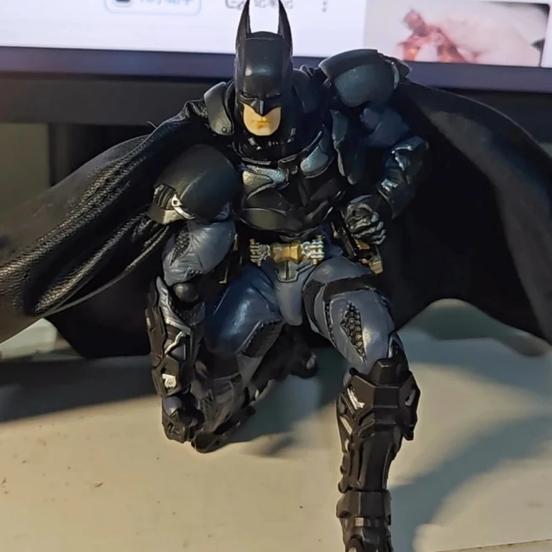 

Фабрика Kaiyodo Удивительный Yamaguchi Revoltech Batman Arkham Knight Ver. Аниме Фигурки Ко Фигурка Модель Пользовательские Игрушки Рождественские Подарки