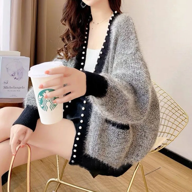 Fashion Warm Loose Beading Spliced Cardigan Autumn Winter Female Elegant Long Sleeve Pockets Sweaters Coat Women\'s Clothing