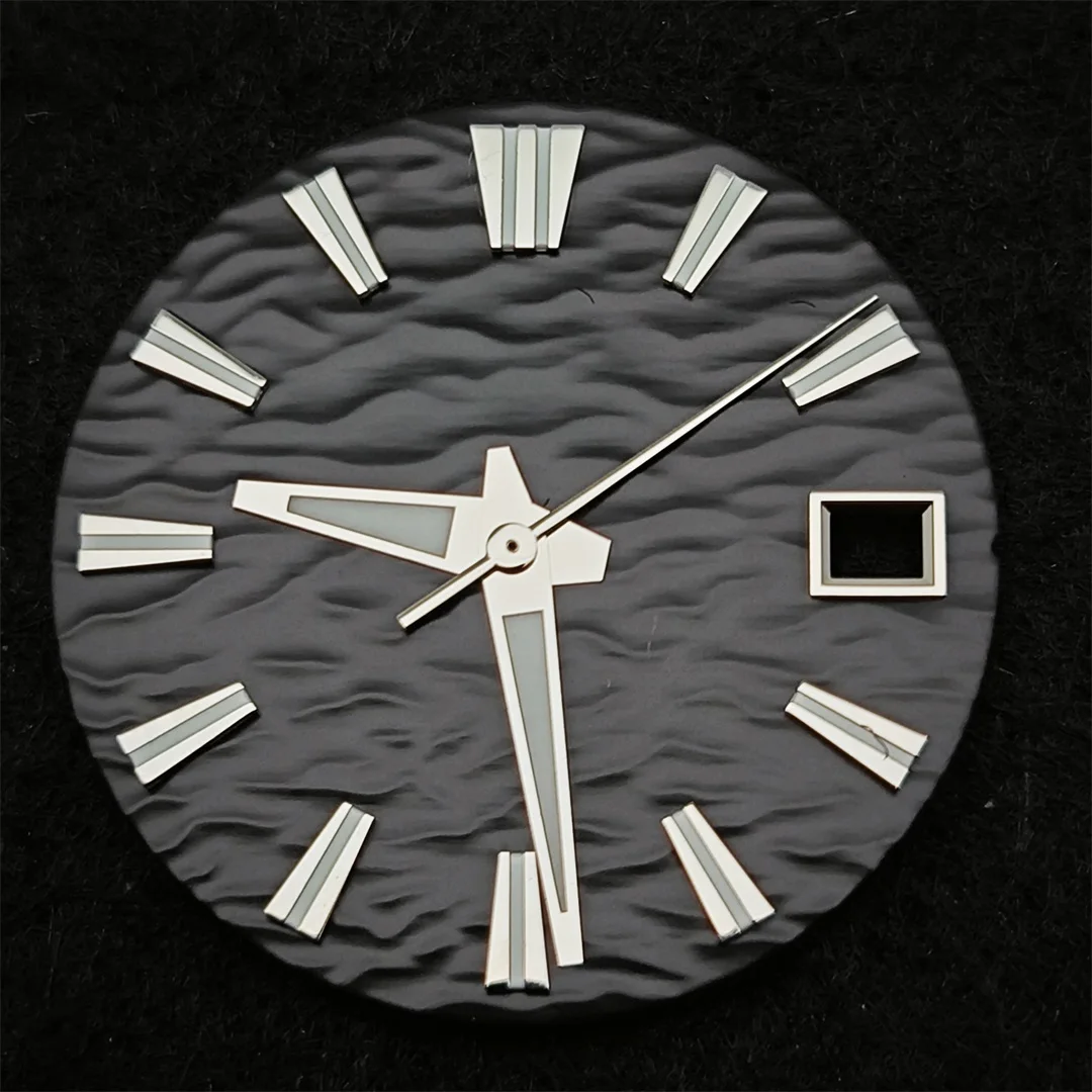 Quadrante dell'orologio NH35 da 28,5 mm e lancette dell'orologio con accessori di ricambio per orologio da polso da uomo luminoso verde per movimento NH35/NH36