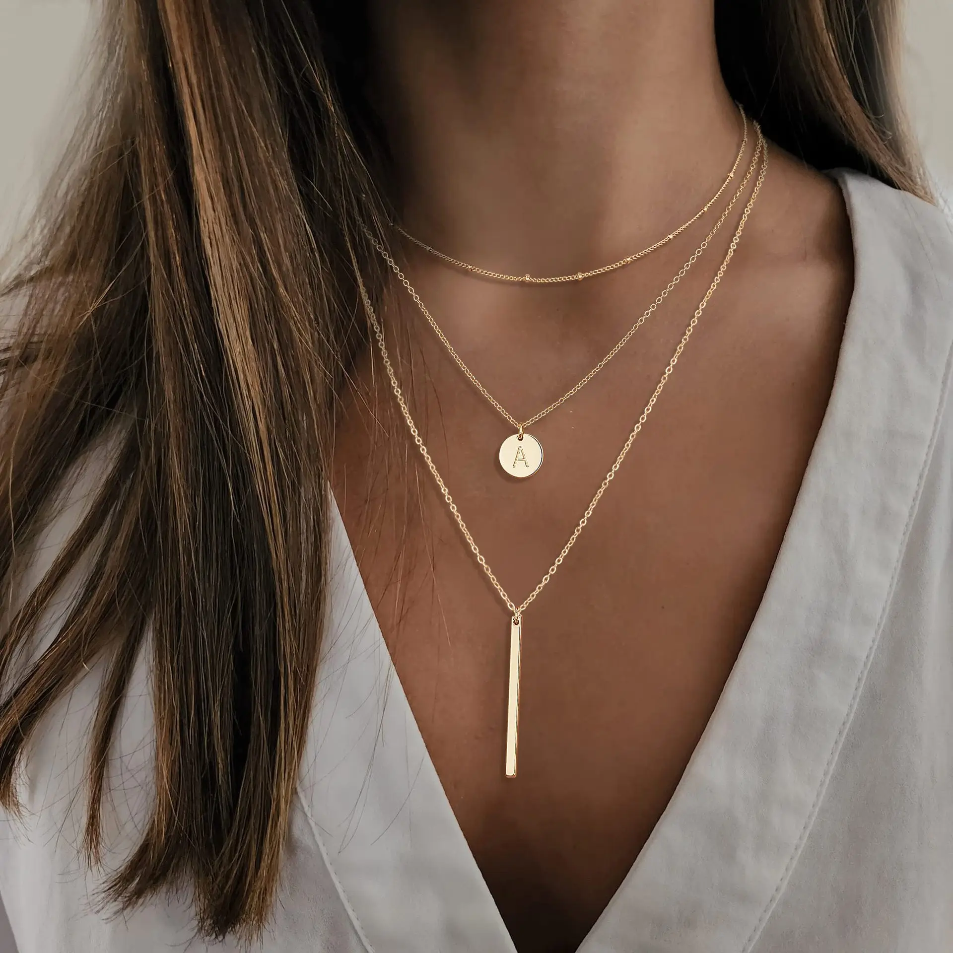 حار بيع مزاجه الموضة المرأة قلادة طبقة مزدوجة 26 الحروف الإنجليزية ثلاث طبقات شريط معدني نمط الترتر