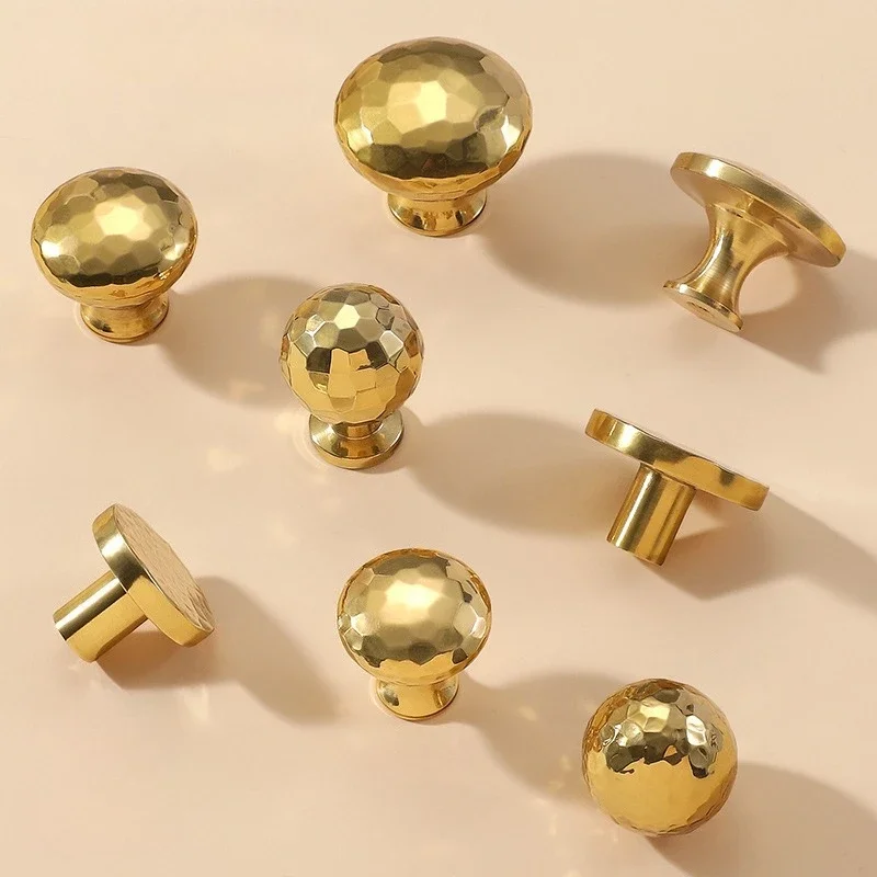 yesBrass French Light Luxury Handmade Hammer Pattern Cabinet Door Bright Gold Cabinet Wardrobe Drawer Single Hole Door Handle