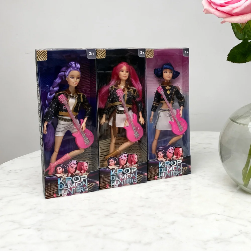 

K-Pop Demon Hunters Персонаж Кукла Высококачественный пластик с розовой гитарой Горячая модная игрушка Настольный дисплей Коллекция фанатов Подарок