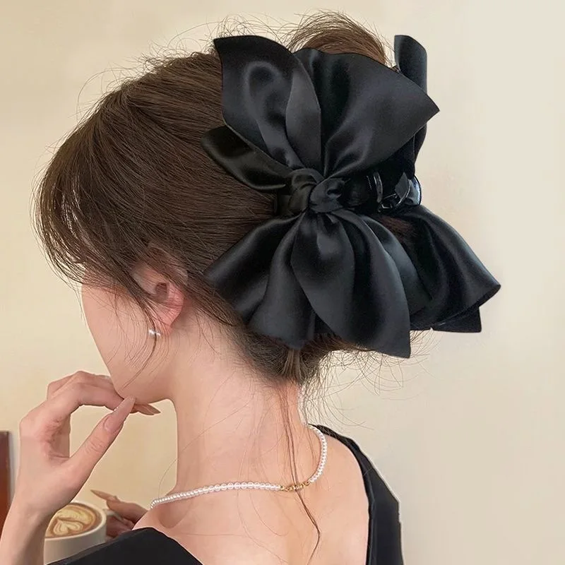 

13CM Oversize Satin Bow Hair Claw Clips Crab Barrettes Women Girls Ponytail Hair Clamps Hairpins Hair Accessories Fashion