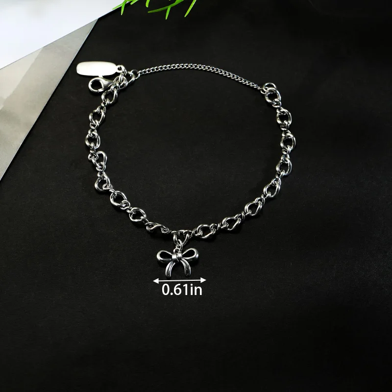 

S925 sterling silver James Avery Medium Twist Charm Bracelet paired with bowknot pendant