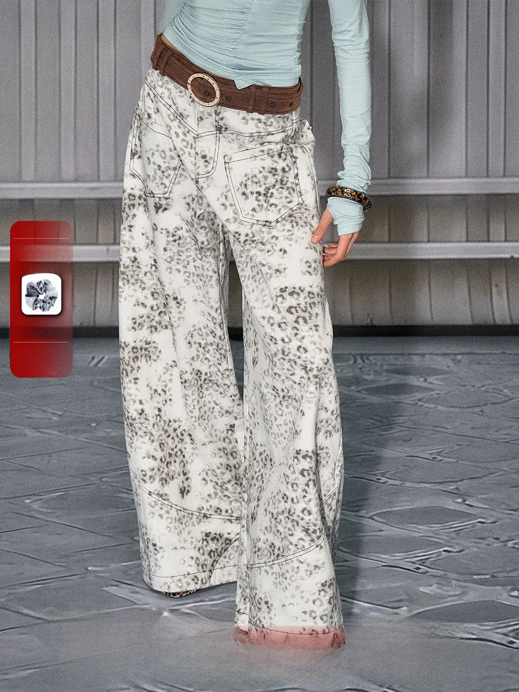 

the NeverMore Kensington Peter Pan Retro Leopard Print Bell Bot Jeans Spicy Girl Loose Fit Cotton Denim Pants for Women