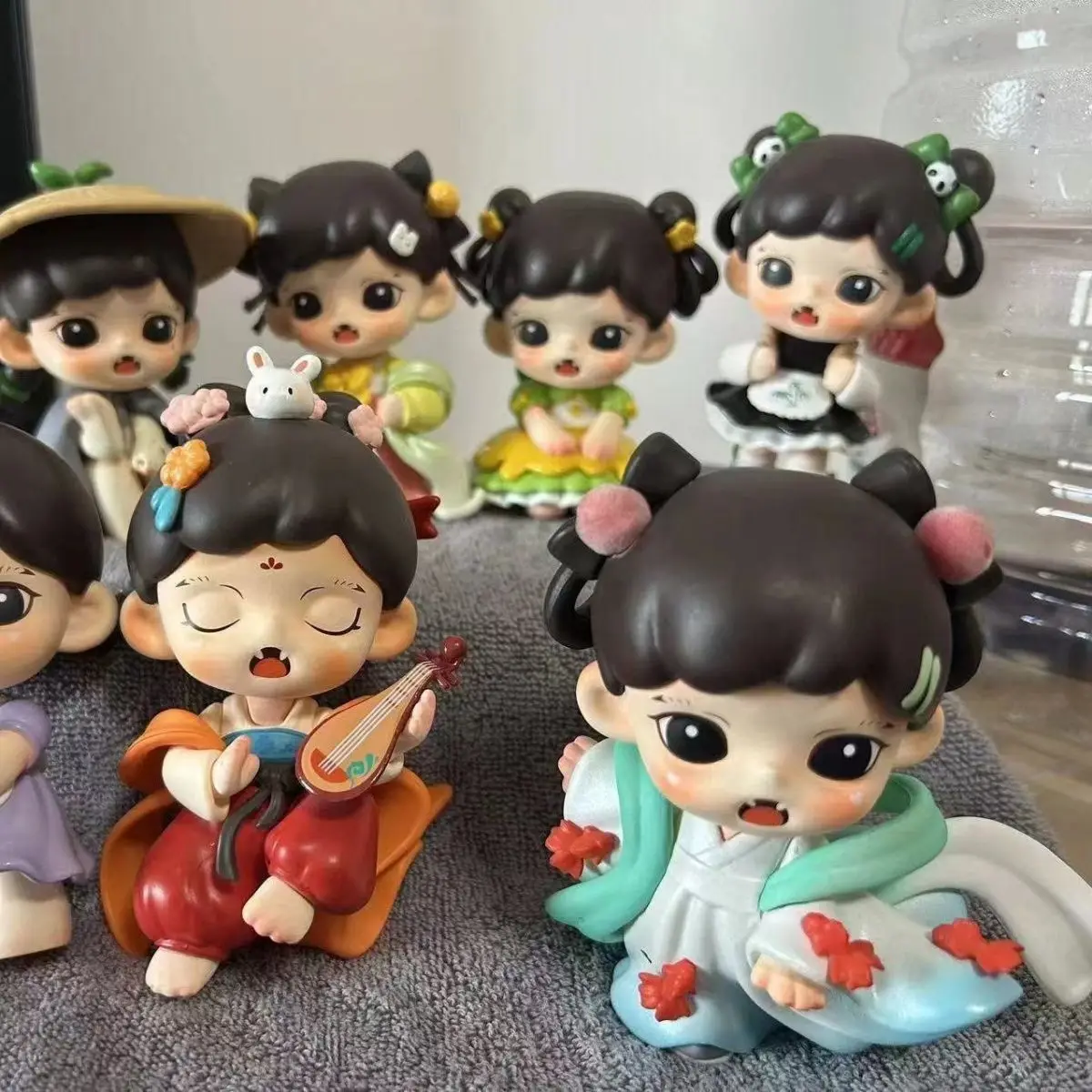 

Третье поколение Z филона Linglong Fu, фигурка в слепой коробке, серия, милая модная игрушка, фигурка, настольные украшения, подарки на день рождения