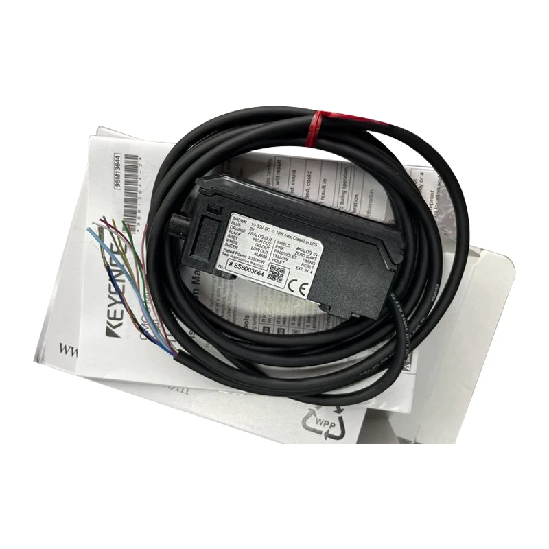 Panel Amplifier Sensor Perpindahan Laser Keyence IL-1000 Tipe Pemasangan Panel asli