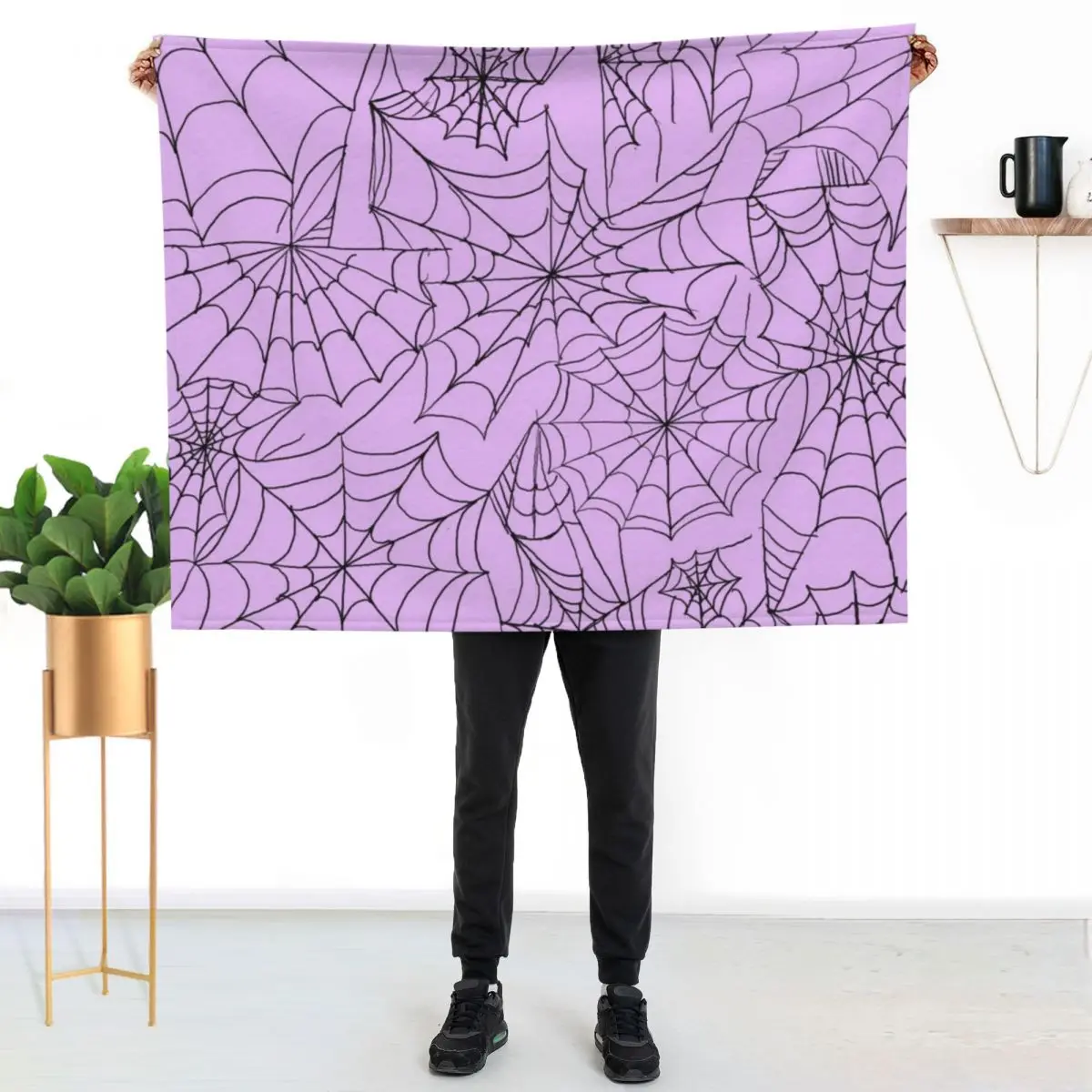 Spooky Cobwebs over Pastel Purple Throw Blanket Retros Bed Fashionable Luxury Thicken Travel Hairys Blankets