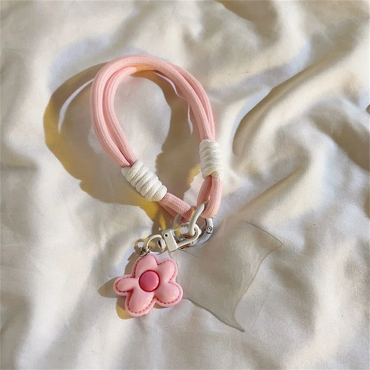 Cute Leather Flower Strap for Phone Lanyard Strap Hanging Chain Ring Cord with Patch Wrist Strap Phone Holder Detachable Rope