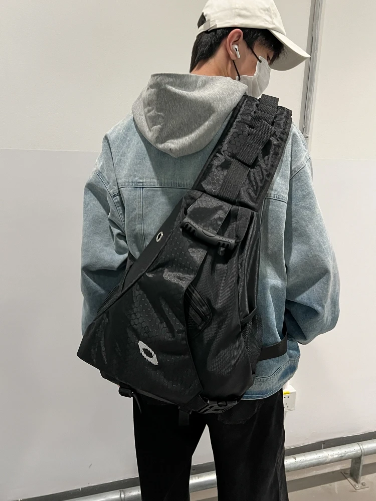 Bolsa Tática sex Leve para Cico, Bolsa Transversal Resistente, Mochila de Peito Estilosa para Casais, Tamanho ande,...