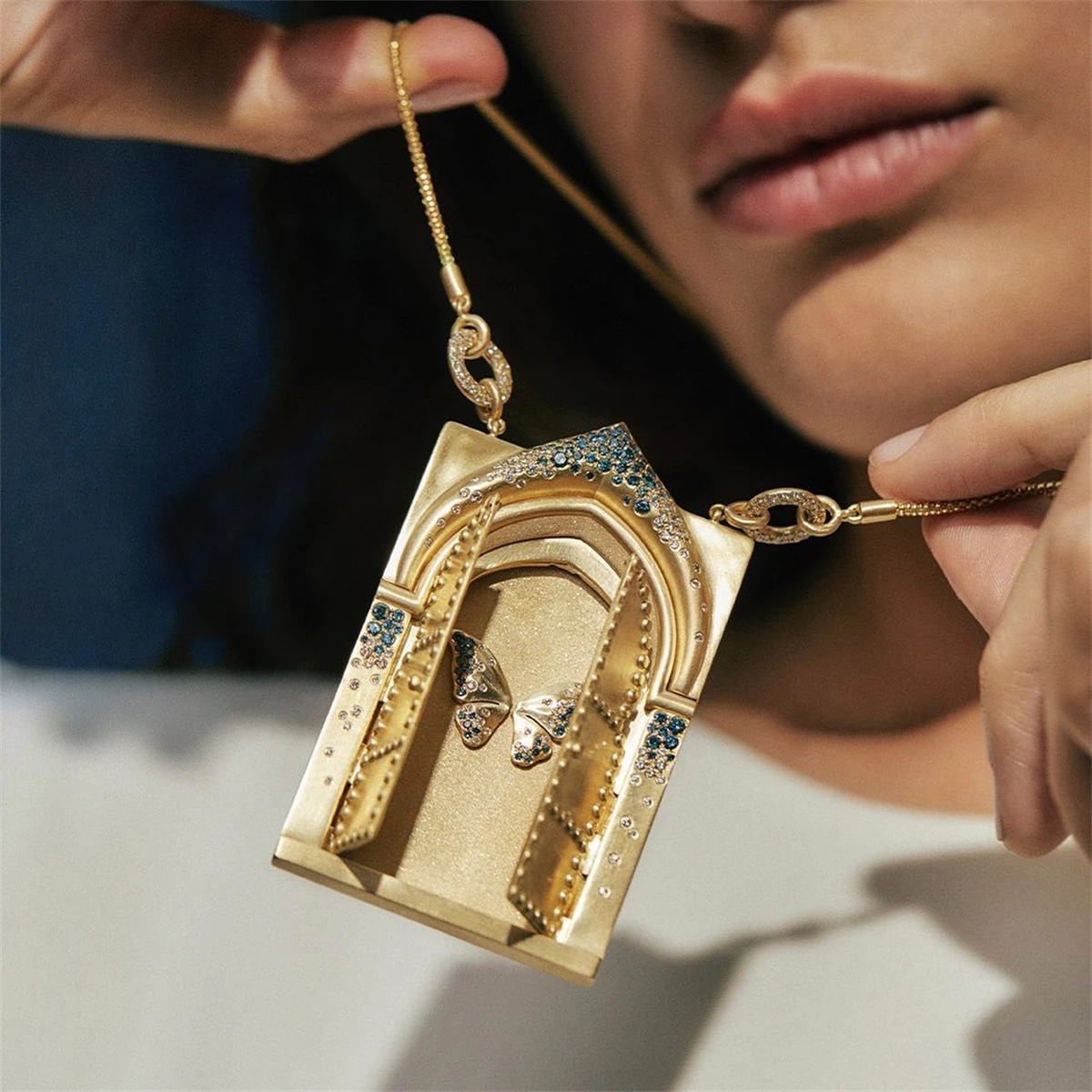 

Tarot Card Necklace with Butterfly Rebirth Door Design, Diamond Inlaid Pendant, Heavy Gold-Plated Jewelry