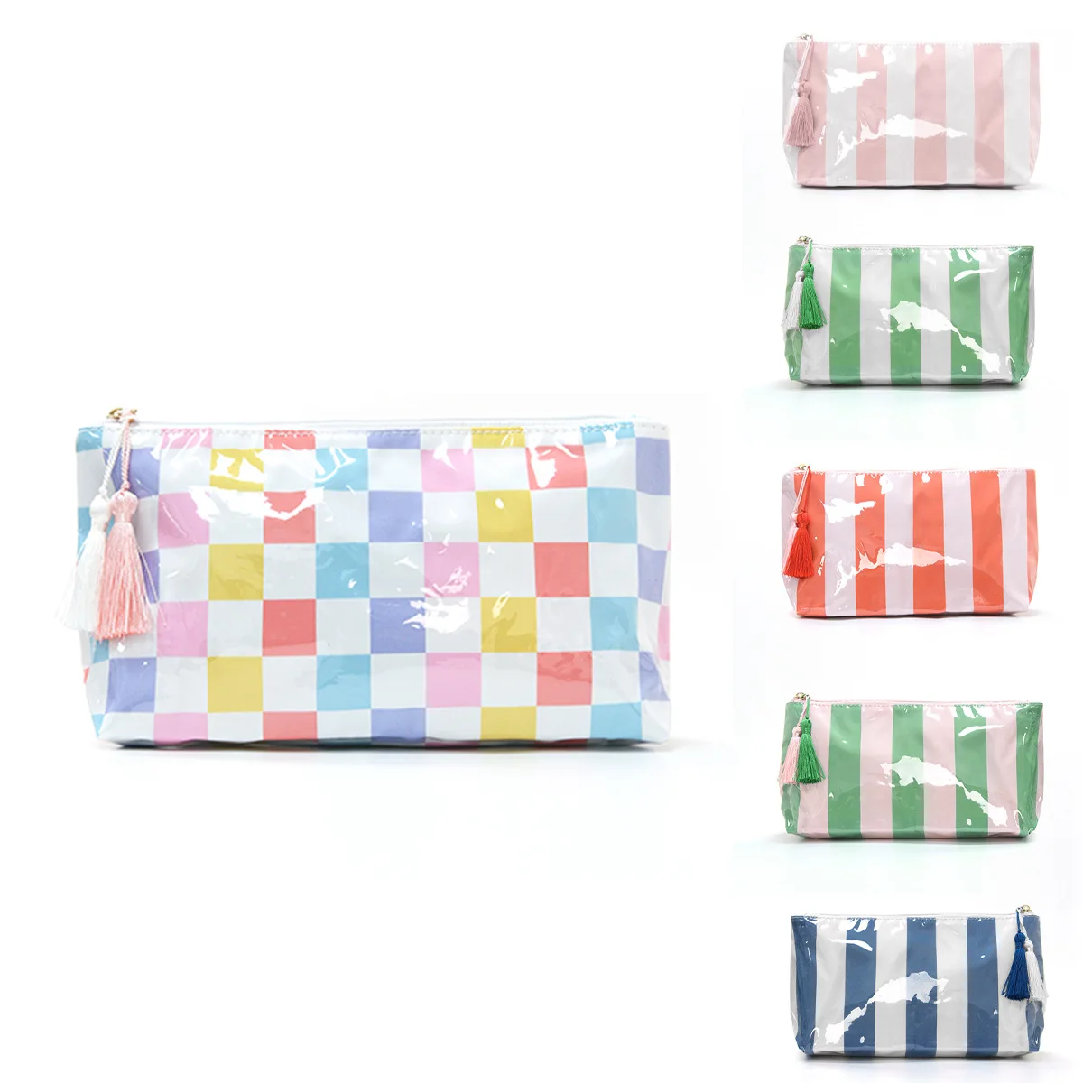 

Large capacity makeup bag with tassel decorations. Storage bag for cosmetics and toiletries. Convenient storage bag.