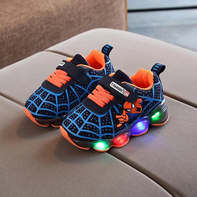 2024 New Children\'s Shoes Luminous Boys Running Shoes Led Lights Baby Boys Girls Mesh Cartoon Sports Shoes Children Accessories