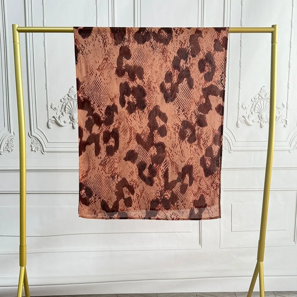 

Elegant Animal Print Hijab Scarf Modal Long Headscarf Thin Sunscreen Wraps Shawl Women