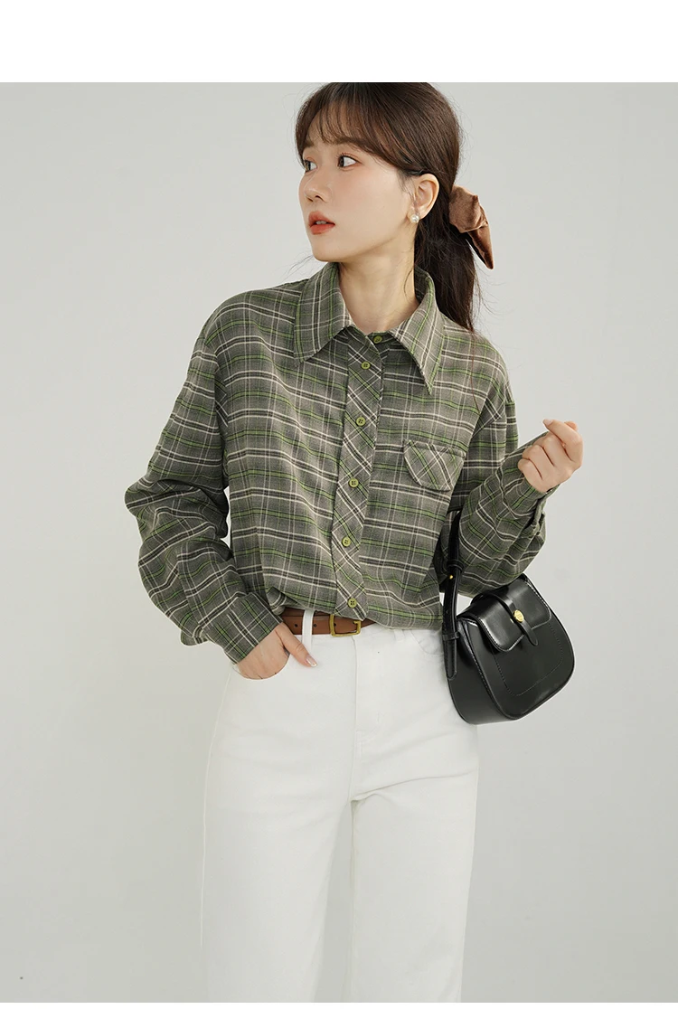 女性レディレトロチェック柄シャツルーズ起毛ブラウスターンダウンカラースプリングアウタースタイルシックなカラーコントラストデイリーレイヤリングトップ