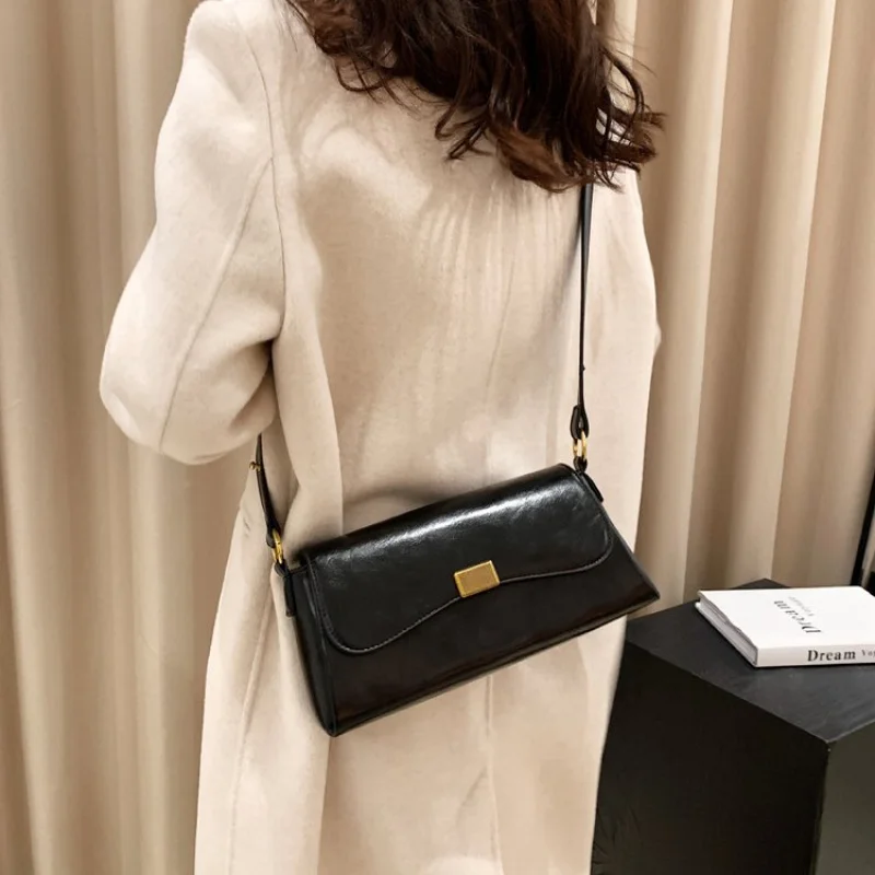 

Ladies Handbag Made Of Sky-Printed Leather Featuring Paris Trendy Vintage Daily Style​