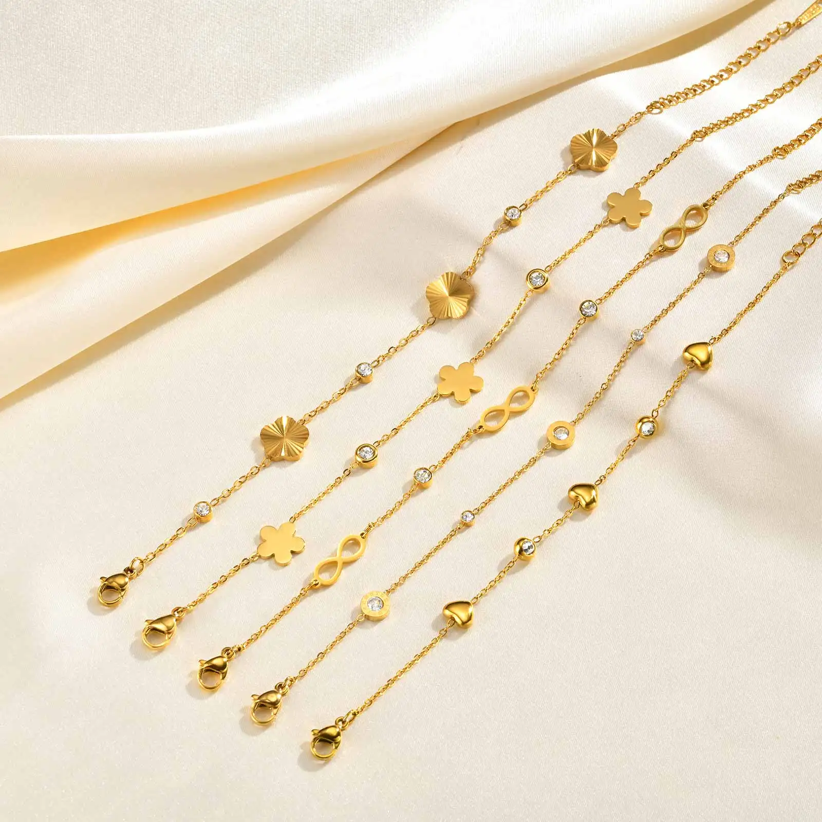 Delicate Cubic Zirconia Heart Flower Chain Thin Bracelet Stainless Steel Rust Proof Ladies Chic Jewelry New