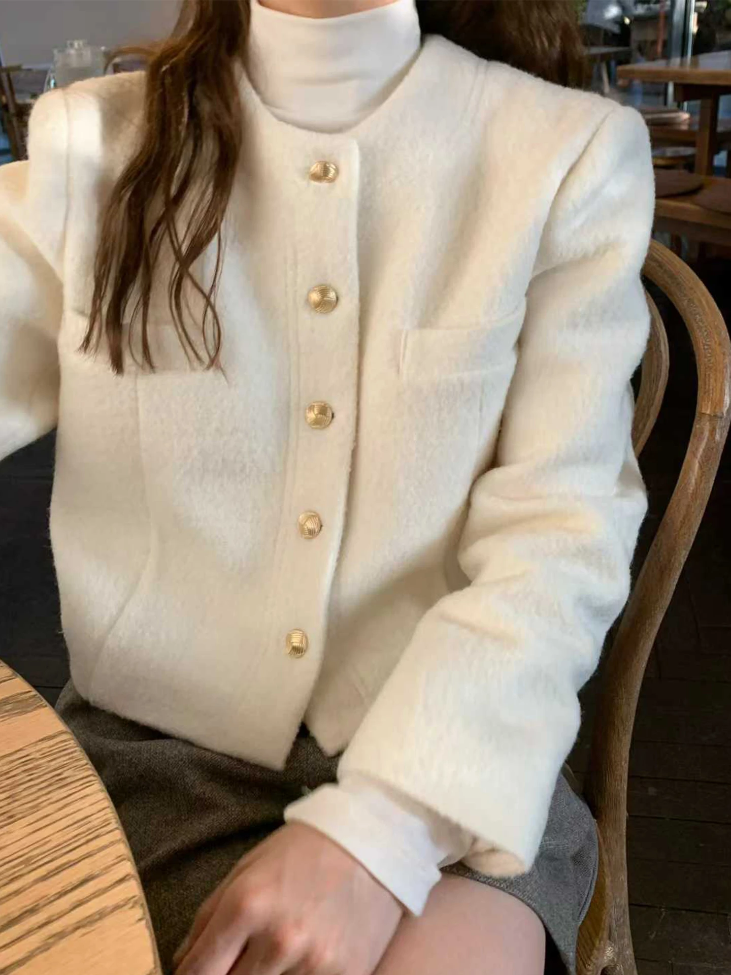 Cappotto lungo in lana con bottone singolo retrò chic, da donna, ampio, versatile, con piccola fragranza, per l'inverno 2025