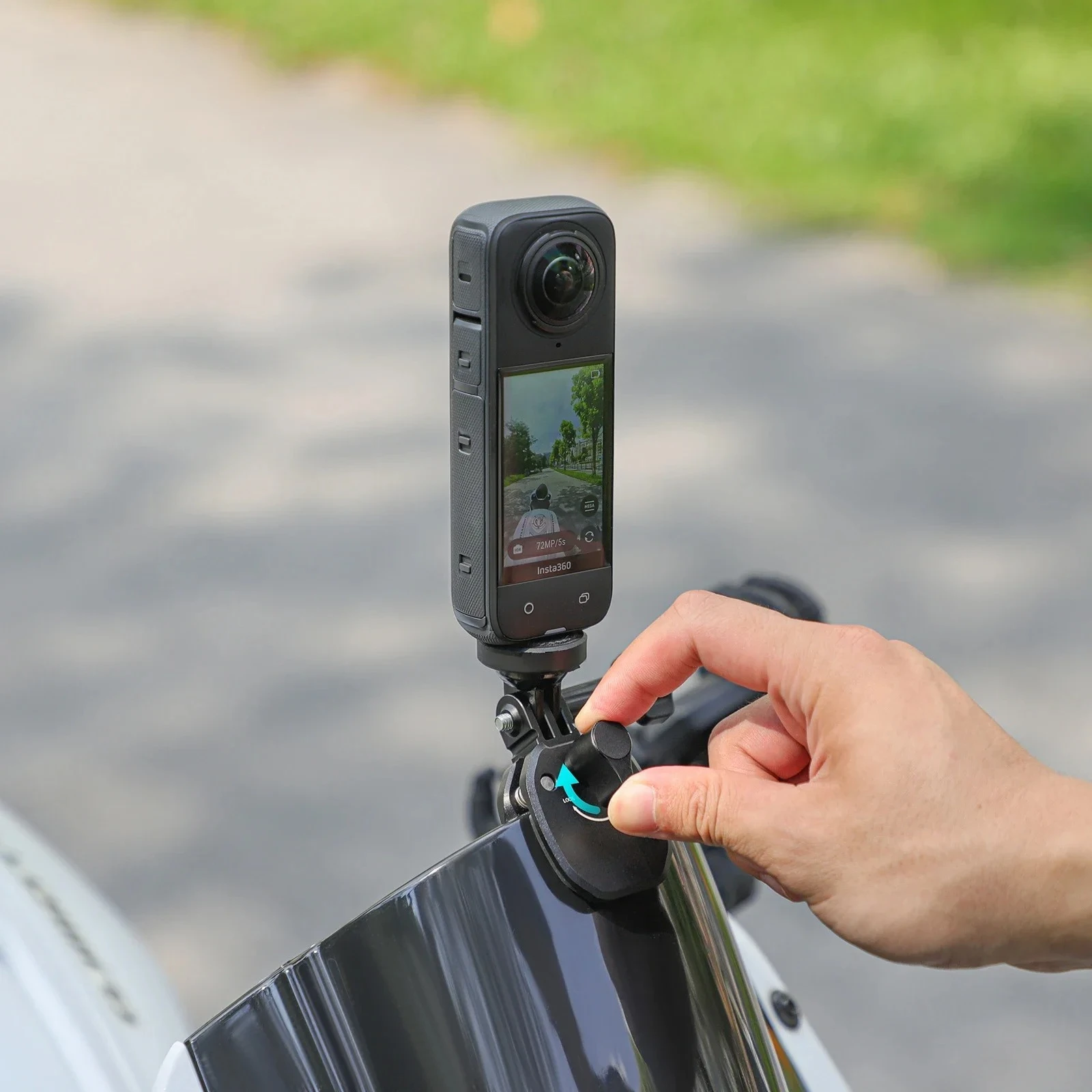 

Aluminum Alloy Motorcycle Windshield Mount for DJI Pocket 3/Action 4/GoPro Hero 12 Sport Camera Expansion Clip for Insta360 X4