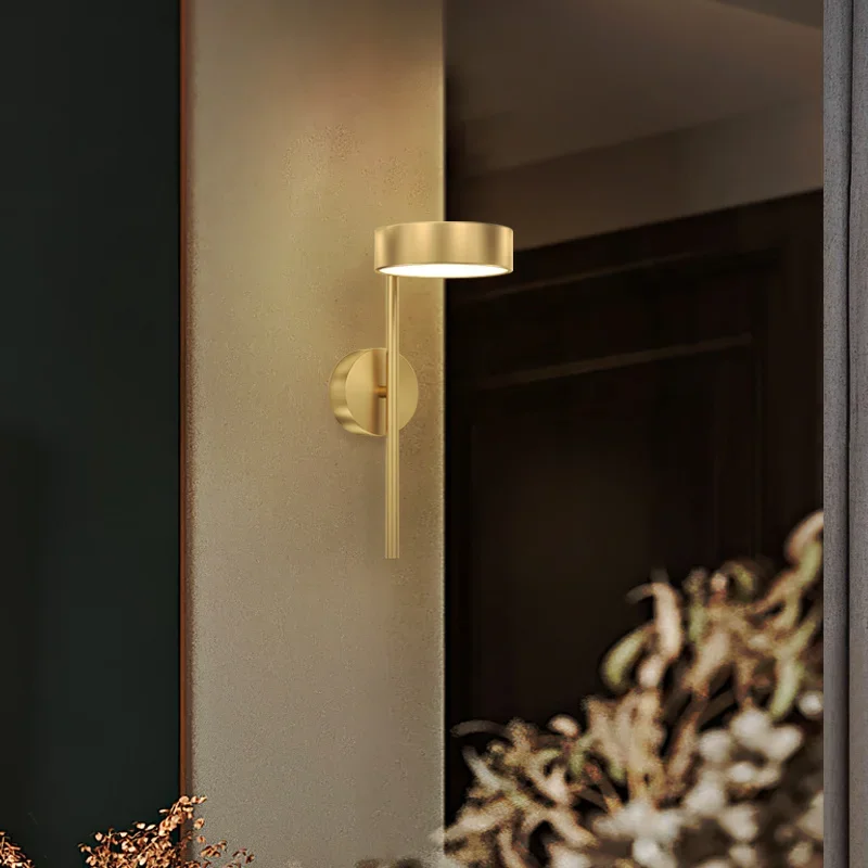 

Gold Wall Light Luxury Copper Nordic Wall Lamp Rotatable Lampshade Direction Scoces Lamp Aisle LED Bedroom Bedside Lamp