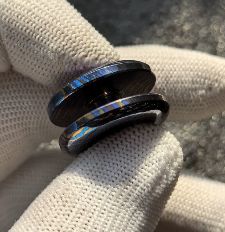 Used EDC zircuti 24.5*14mm button spinner Fingertip gyroscope Decompression toys