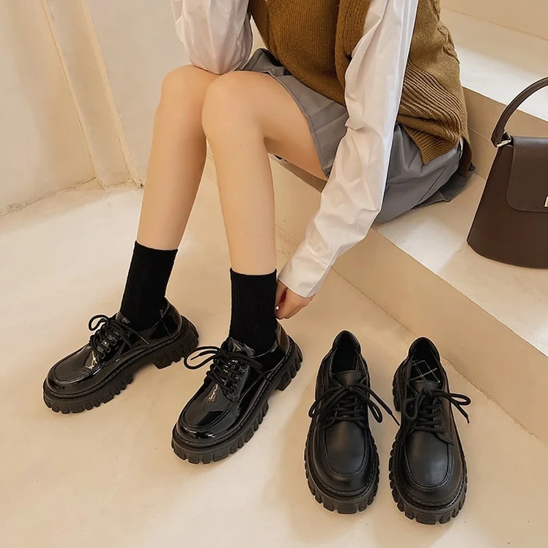 Classic Black Platform Oxford Shoes Women Loafers Summer Autumn Casual Lace Up Flats Ladies Punk Gothic Leather Chunky Shoes