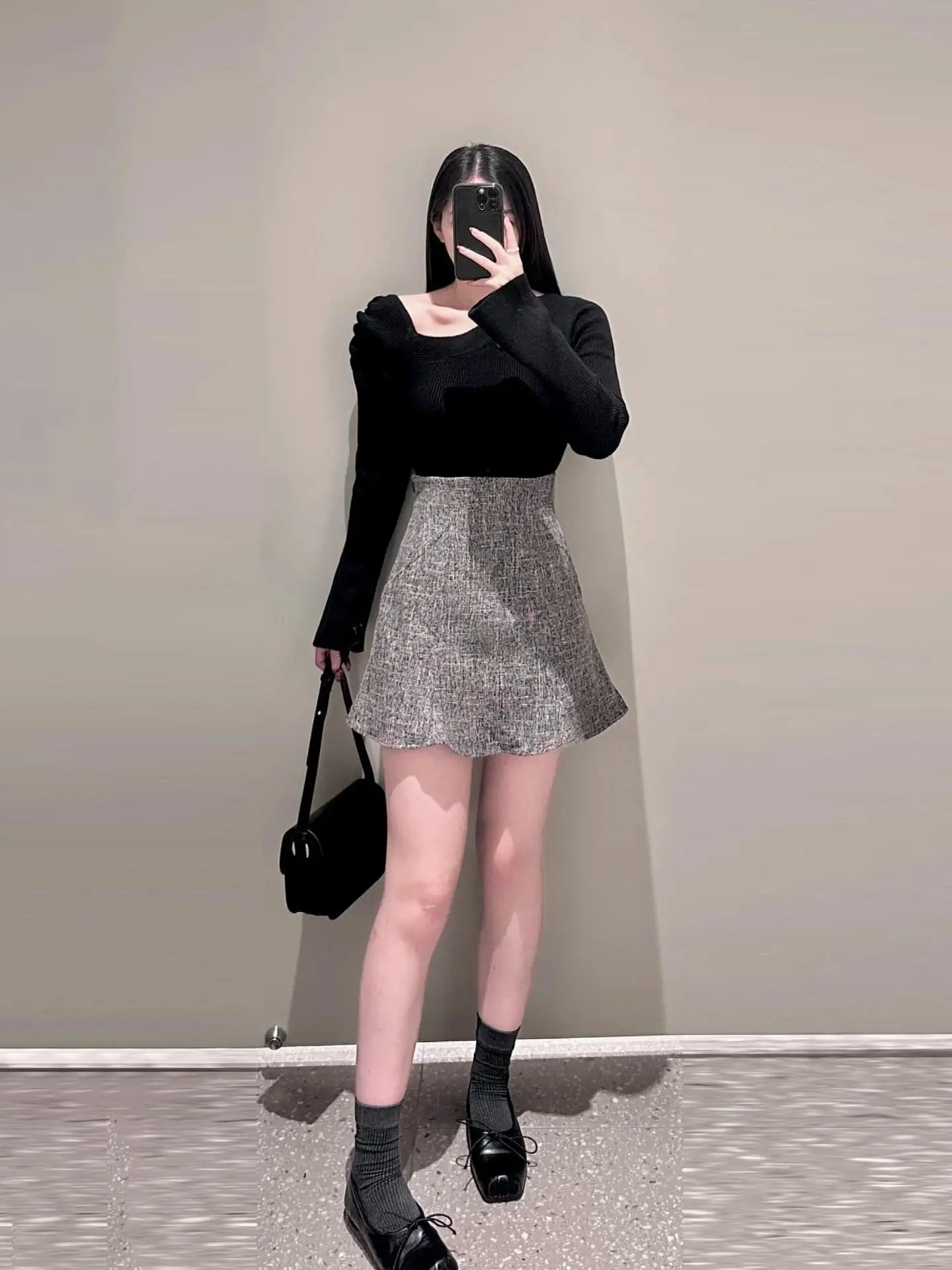 Fall 2024 New High Waist A-Line Fish Tail Short Skirt Pants Women's Sweet Versatile Japanese Style with Lace Design Casual Skirt
