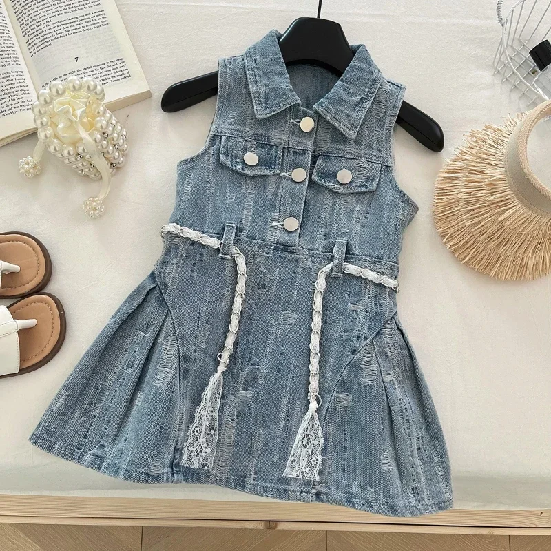 Girls' Sleeveless D…