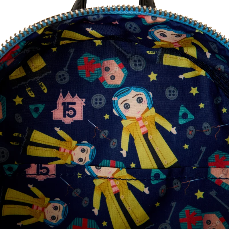 Fantasma mãe caroline amarelo capa de chuva botão olho mochila grande capacidade leve confortável estudante mochila presentes do dia das bruxas